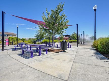 4024 Fairgrove Ln, Roseville, CA 95747 Photo