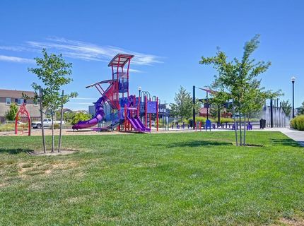 4024 Fairgrove Ln, Roseville, CA 95747 Photo