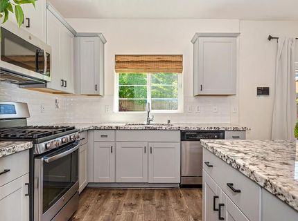 4024 Fairgrove Ln, Roseville, CA 95747 Photo