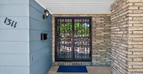 1311 43rd Ave, Sacramento, CA 95822 Photo