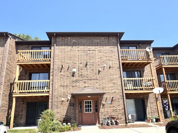 2264 Abbeywood Drive , Unit A, Lisle, IL 60532
