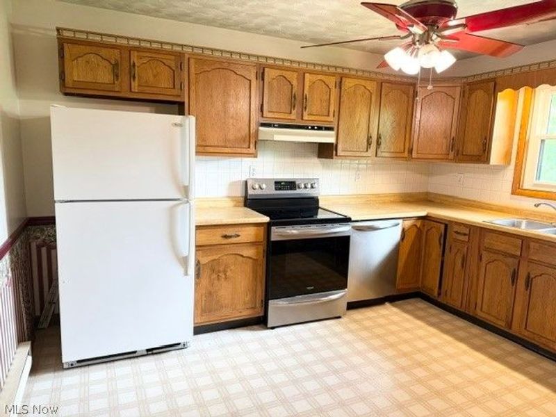 111 Tudor Drive, Saint Clairsville, OH 43950 Photo 12