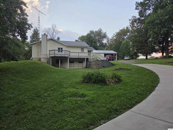 14687 McKenzie Road, Mount Vernon, OH 43050