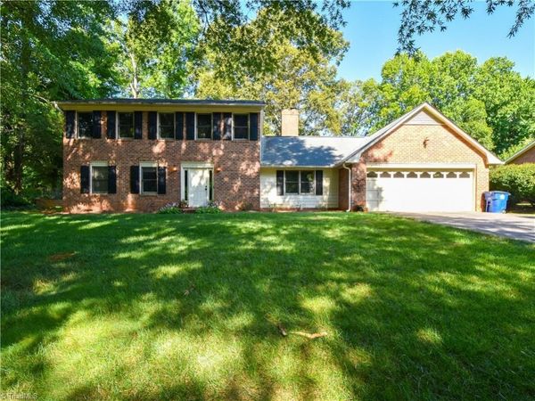 792 Reaford Road , Winston-Salem, NC 27104