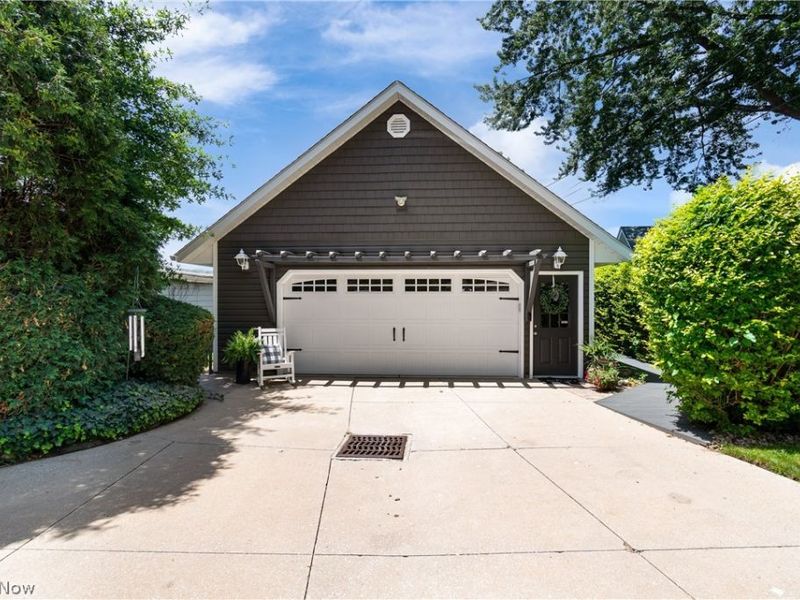 3364 S Main, Akron, OH 44319 Photo 2