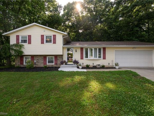 12073 Lockage Road NW, Canal Fulton, OH 44614