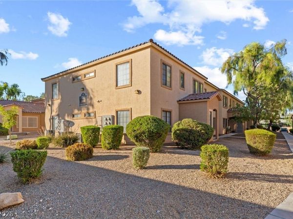 2041 Hussium Hills Street, Unit 207, Las Vegas, NV 89108