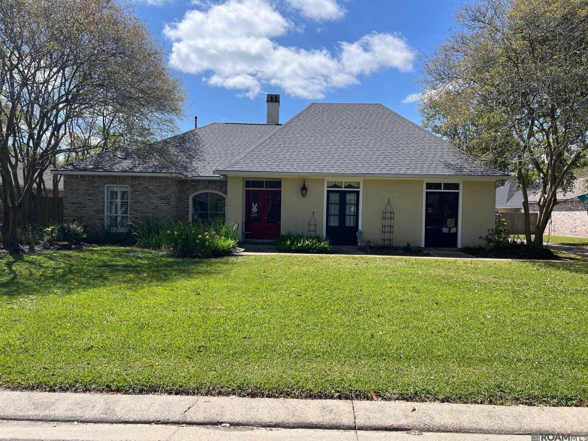 7852 Clairewood Ct, Baton Rouge, LA 70808 Main Photo