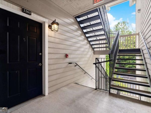 1250 Parkwood Circle SE, Unit 2203, Atlanta, GA 30339