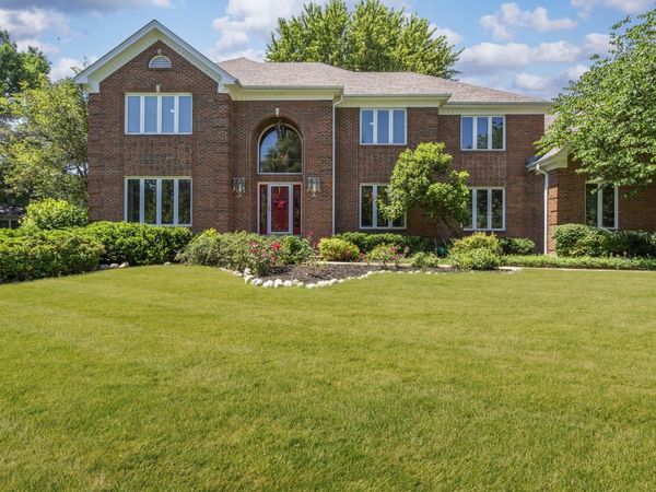 1099 Boneset Drive , Crystal Lake, IL 60014