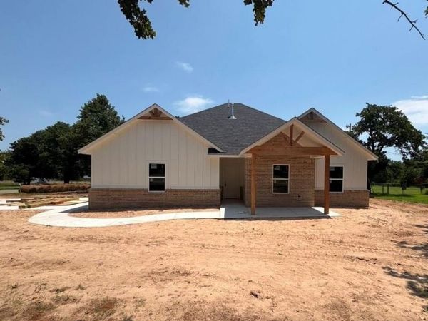 1292 Sue Lane, Choctaw, OK 73020