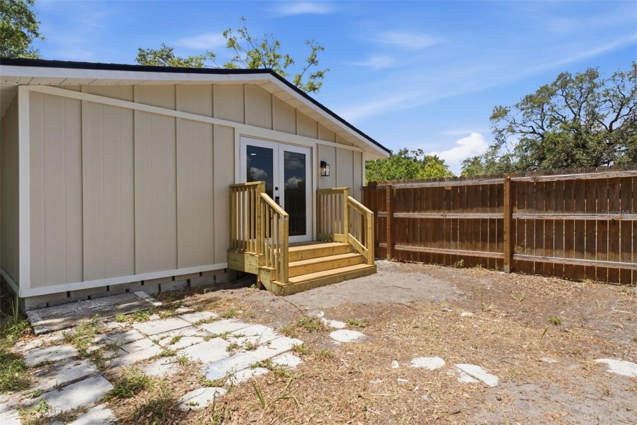 1700 Scranton Street S, Saint Petersburg, FL 33711 Photo