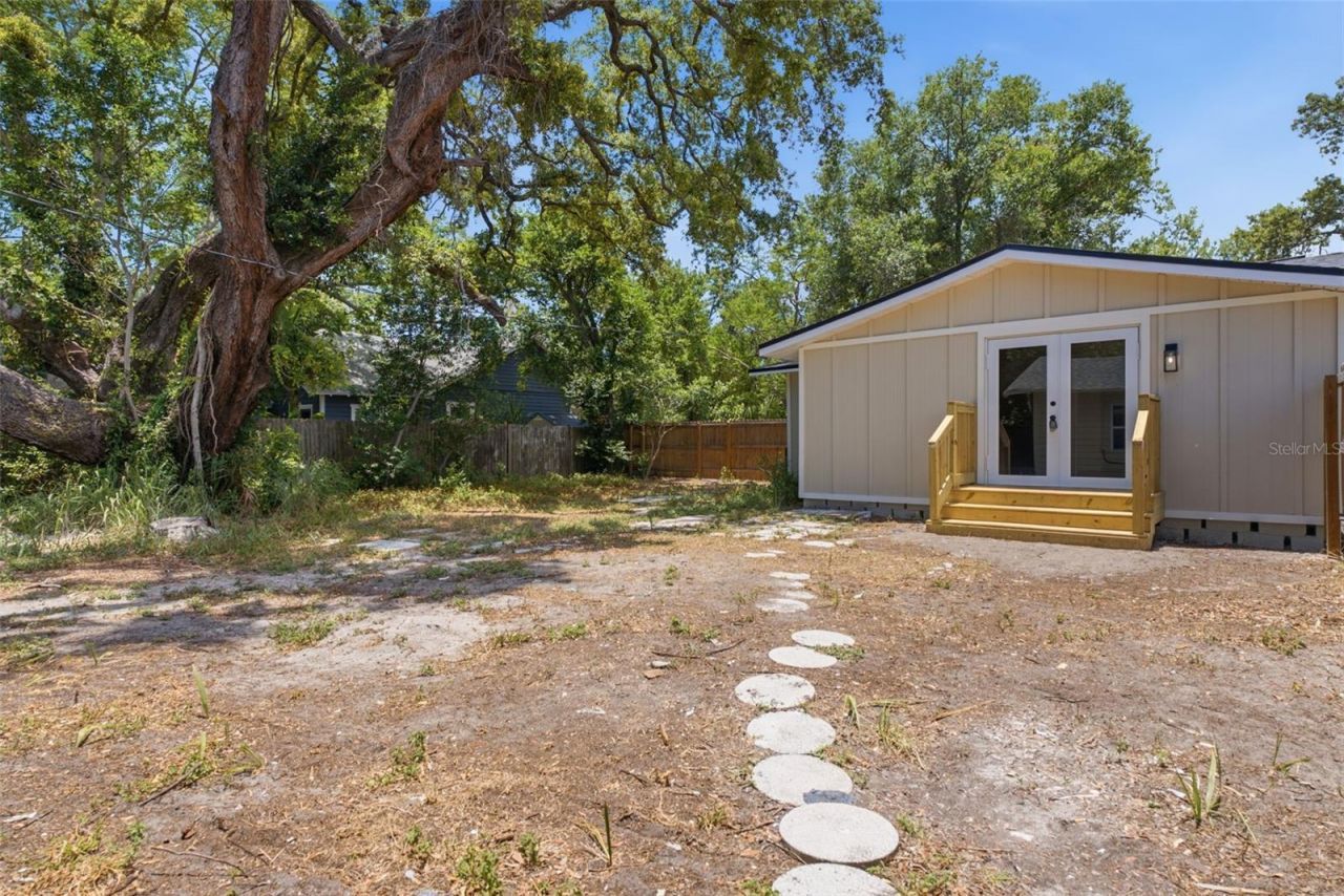 1700 Scranton Street S, Saint Petersburg, FL 33711 Photo