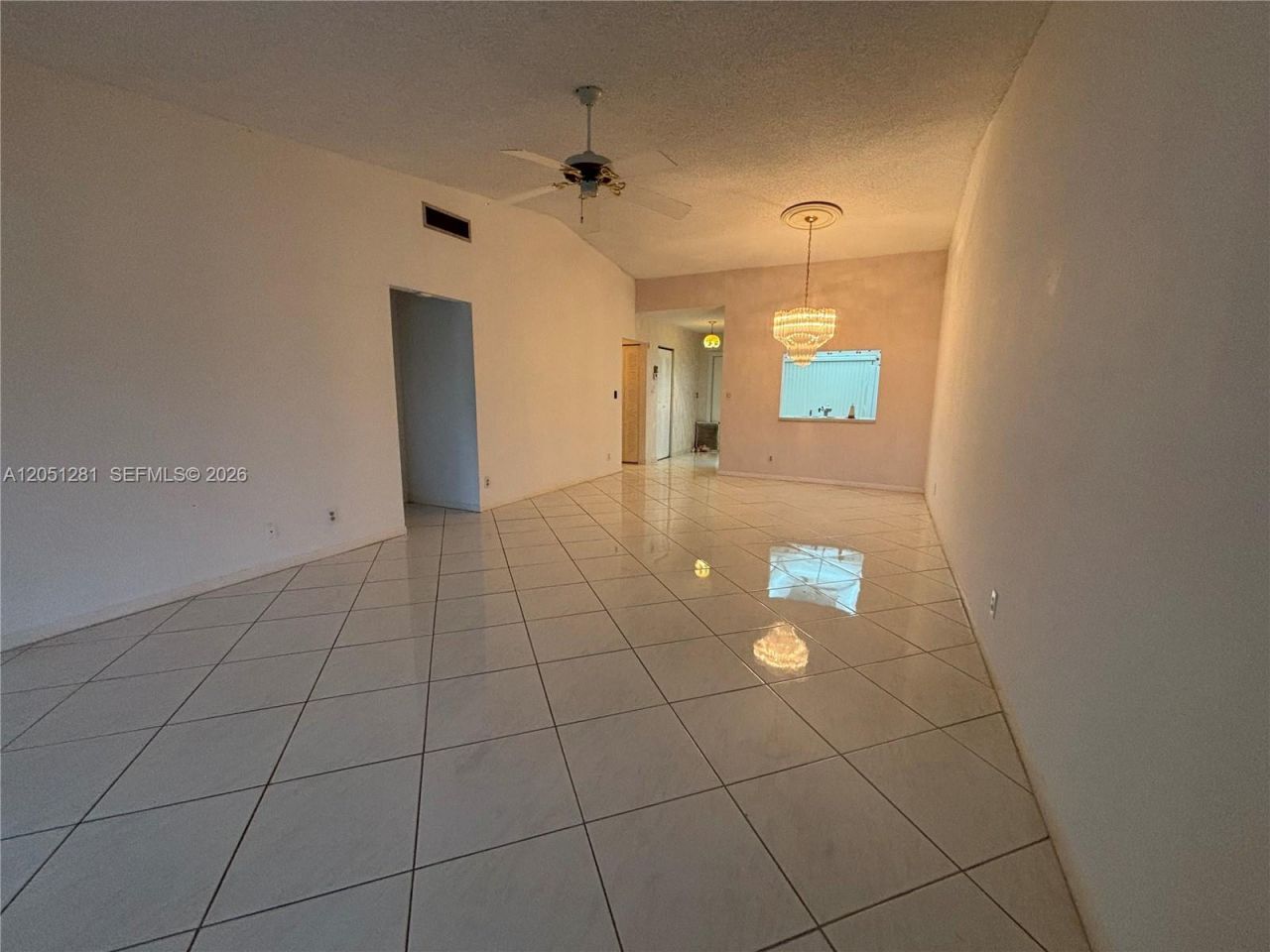 6453 W Pinehurst Cir W, Unit B25, Tamarac, FL 33321 Photo