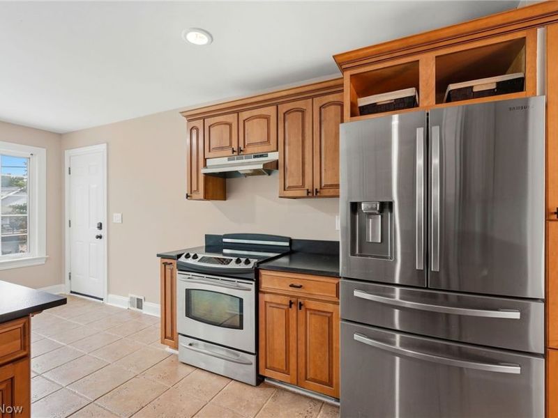 7750 Lewis Road, Olmsted Falls, OH 44138 Photo 16