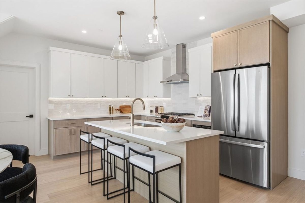 28 Geneva St, Boston, MA 02128