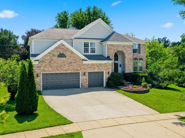 518 Wildflower Way , Streamwood, IL 60107