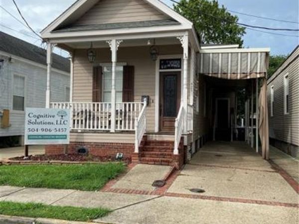 425 HUEY P LONG Avenue, Gretna, LA 70053