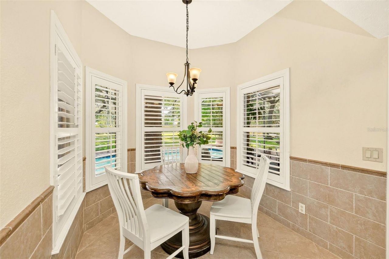 807 Centerbrook Drive, Brandon, FL 33511 Photo