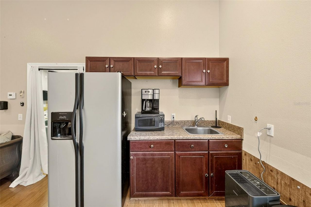 807 Centerbrook Drive, Brandon, FL 33511 Photo