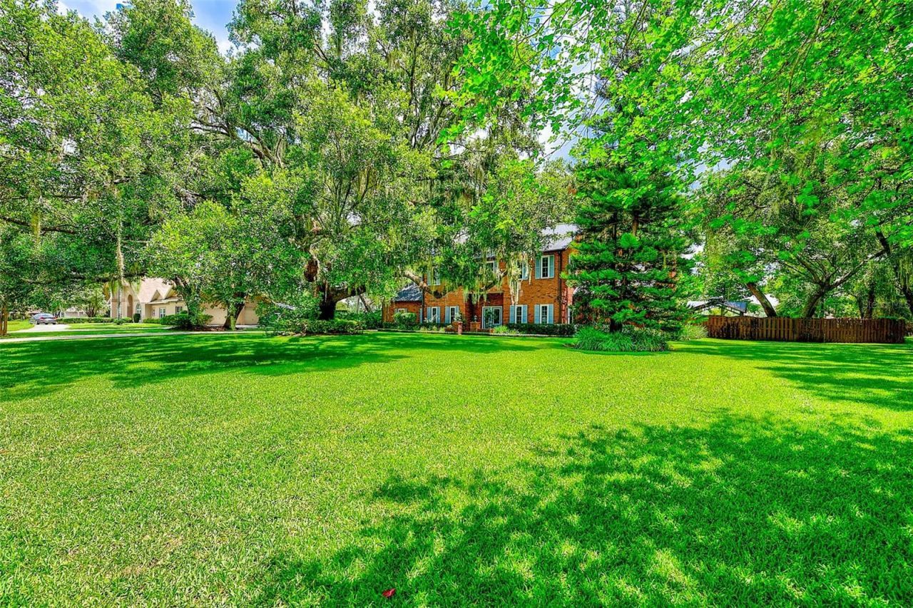 807 Centerbrook Drive, Brandon, FL 33511 Photo