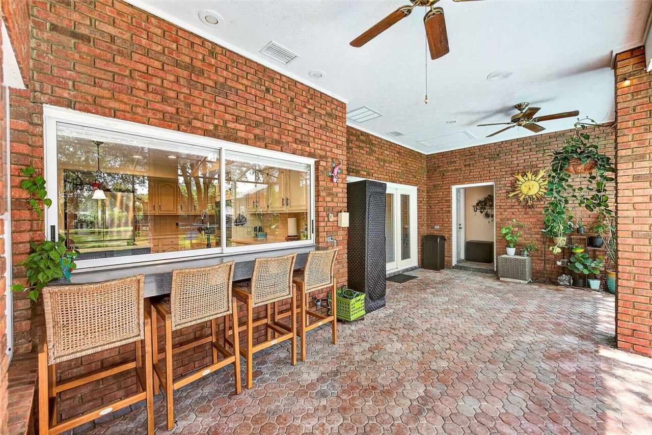 807 Centerbrook Drive, Brandon, FL 33511 Photo