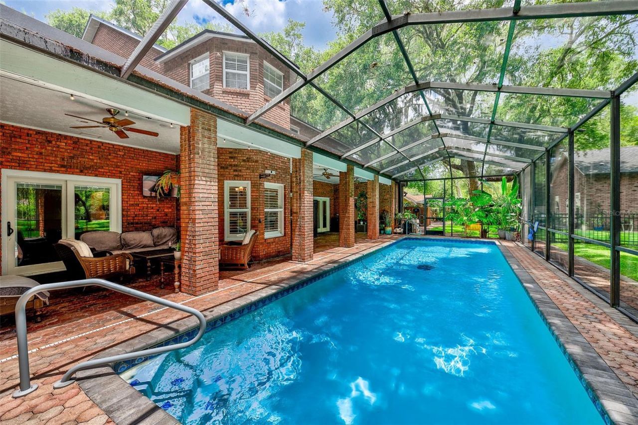 807 Centerbrook Drive, Brandon, FL 33511 Photo
