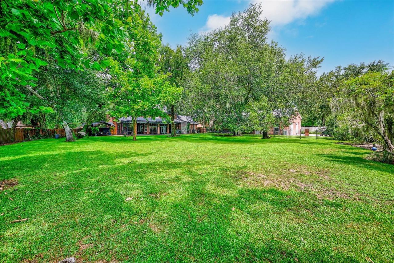807 Centerbrook Drive, Brandon, FL 33511 Photo