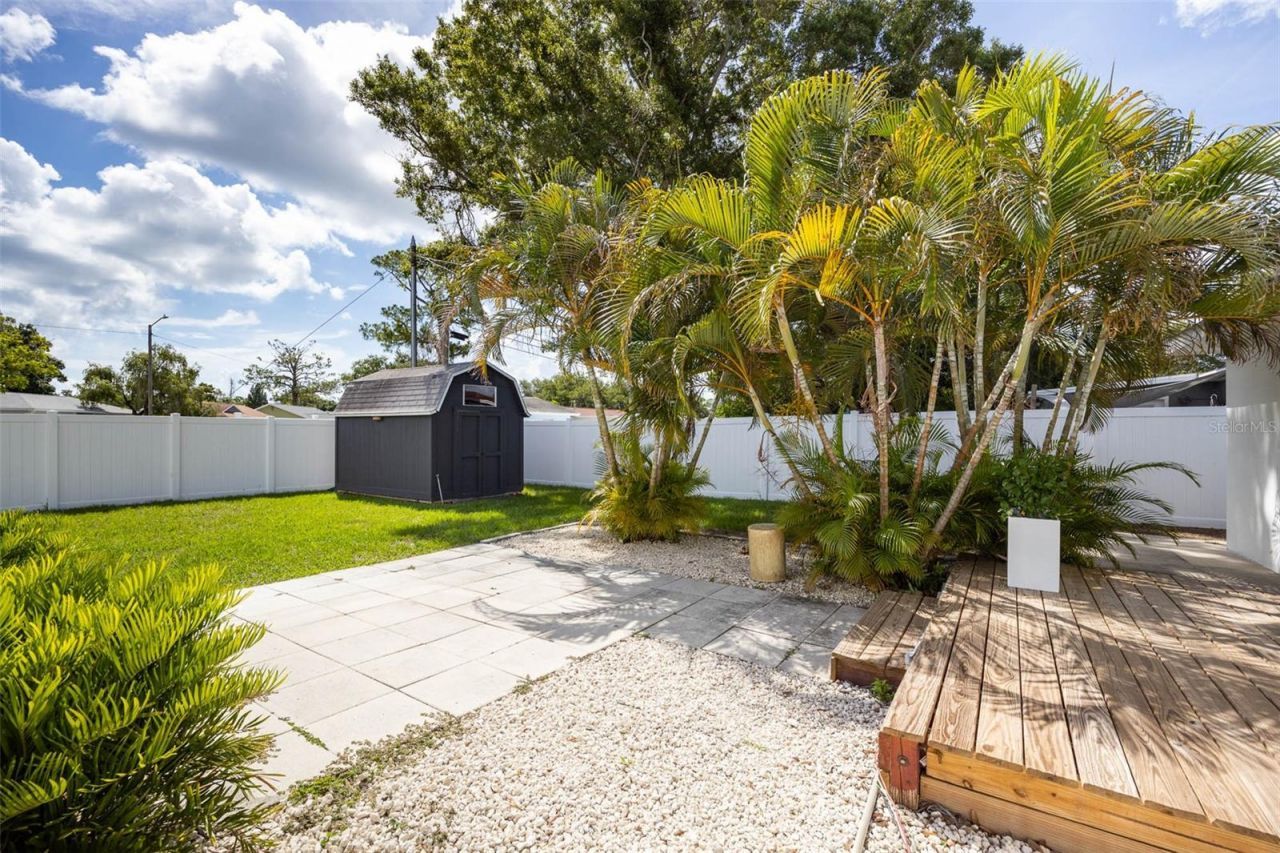 5931 Mangrove Street N, Saint Petersburg, FL 33703 Photo