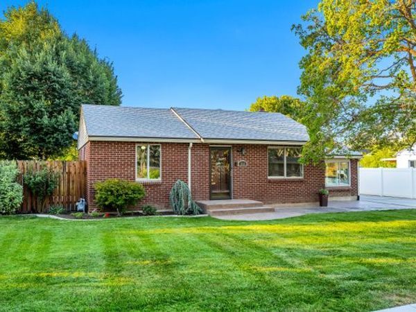 831 E VICS RD , Sandy, UT 84094
