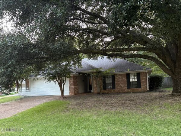 440 Brentwood Drive, Madison, MS 39110