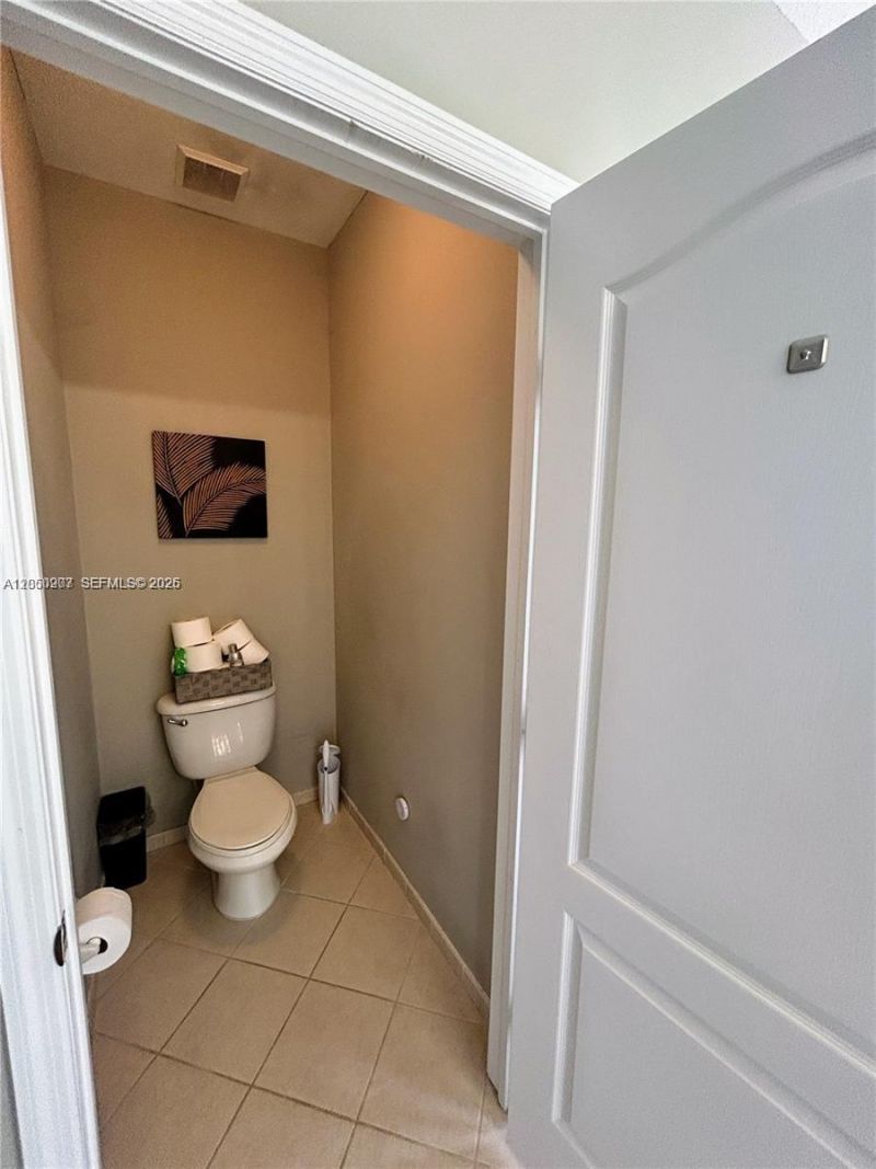 215 NE 32nd Ter, Homestead, FL 33033 Photo