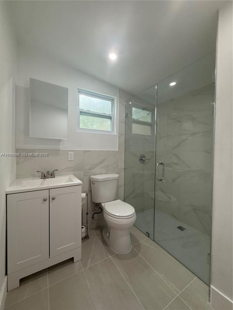 6765 SW 34th St , Unit 1, Miami, FL 33155 Photo
