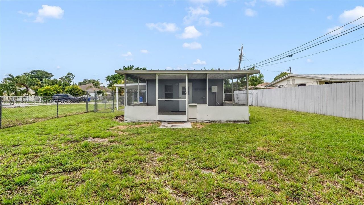 523 N 60th Way, Hollywood, FL 33024 Photo
