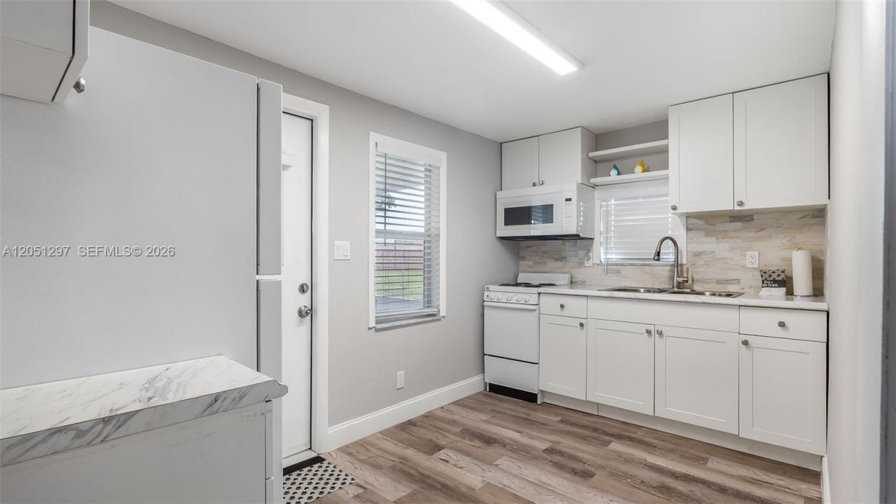 523 N 60th Way, Hollywood, FL 33024 Photo