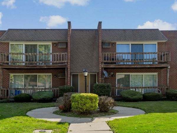 535 N Pleasant Drive , Unit 2B, Glenwood, IL 60425