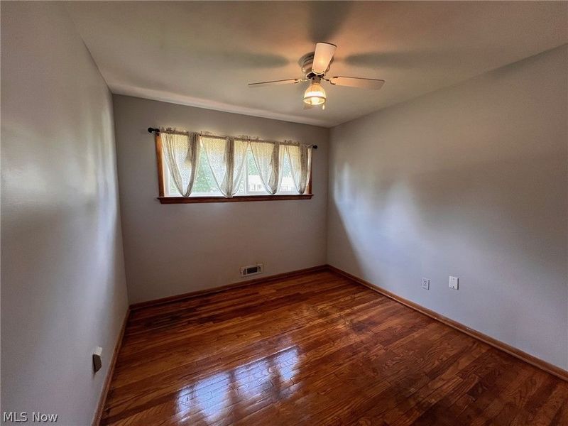 9326 Ackley Road, Parma Heights, OH 44130 Photo 14
