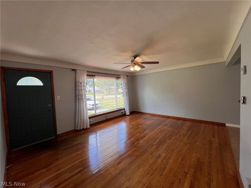 9326 Ackley Road, Parma Heights, OH 44130 Photo 3