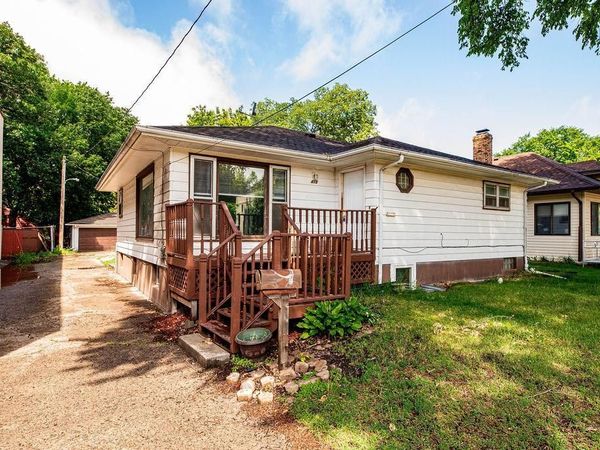 415 10th Street S, Moorhead, MN 56560