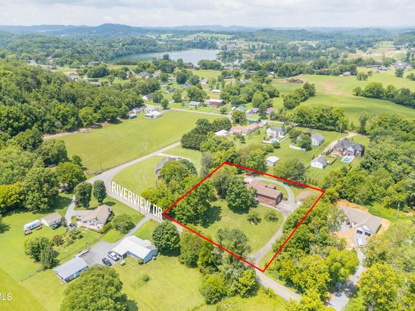 255 Riverview Drive, Johnson City, TN 37601