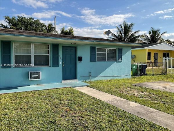 1195 NW 100th Ter , Unit 1, Miami, FL 33150