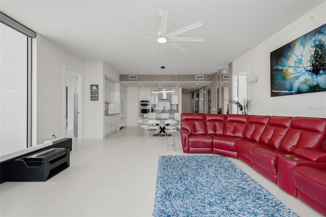 301 1st Street S, Unit 2705, Saint Petersburg, FL 33701 Photo