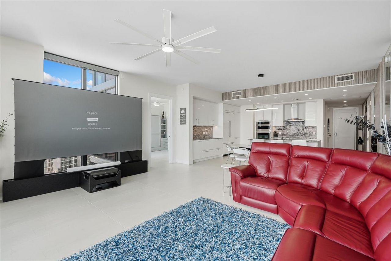 301 1st Street S, Unit 2705, Saint Petersburg, FL 33701 Photo