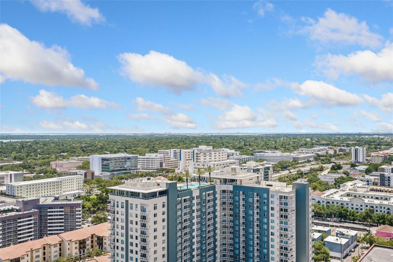 301 1st Street S, Unit 2705, Saint Petersburg, FL 33701 Photo