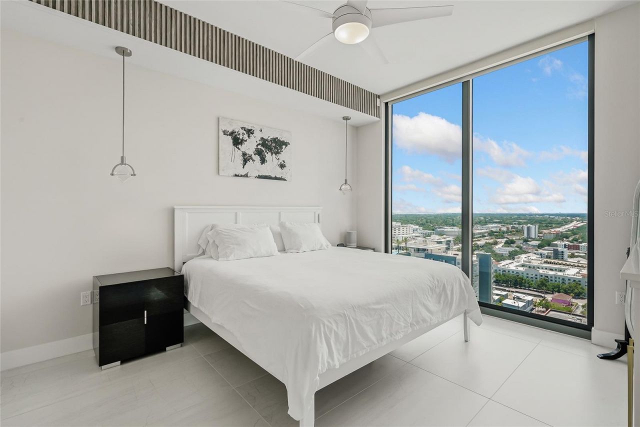 301 1st Street S, Unit 2705, Saint Petersburg, FL 33701 Photo