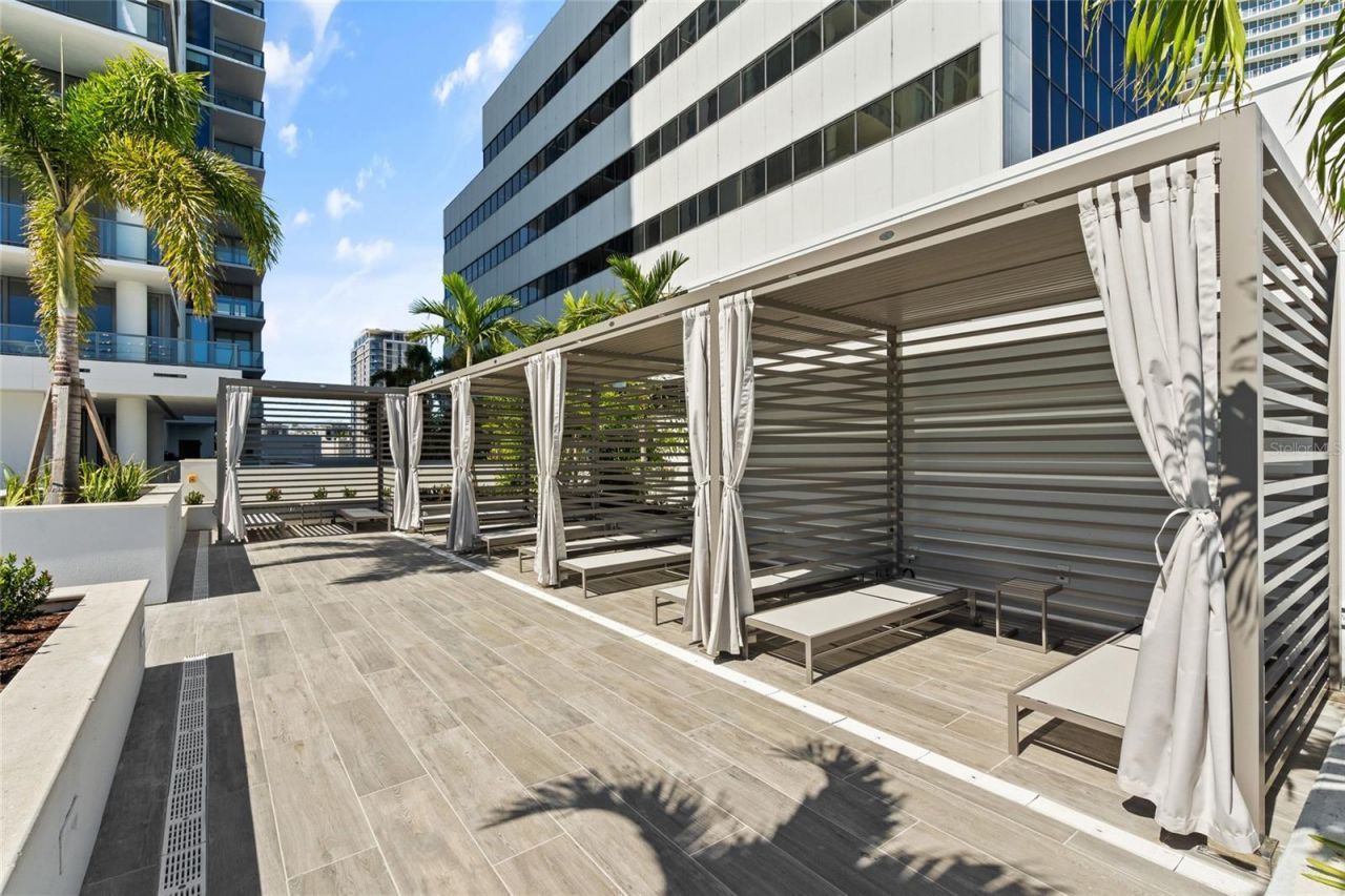 301 1st Street S, Unit 2705, Saint Petersburg, FL 33701 Photo