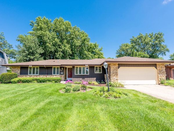 815 Ruth Drive , Elgin, IL 60123
