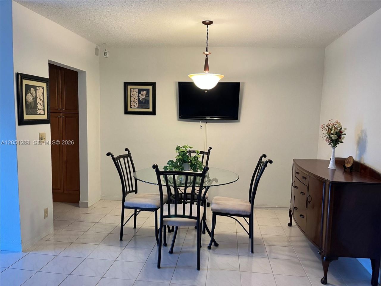 501 Blue Heron Dr., Unit 306 A, Hallandale Beach, FL 33009 Photo