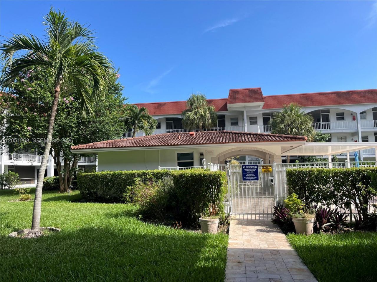 501 Blue Heron Dr. , Unit 306 A, Hallandale Beach, FL 33009 Photo