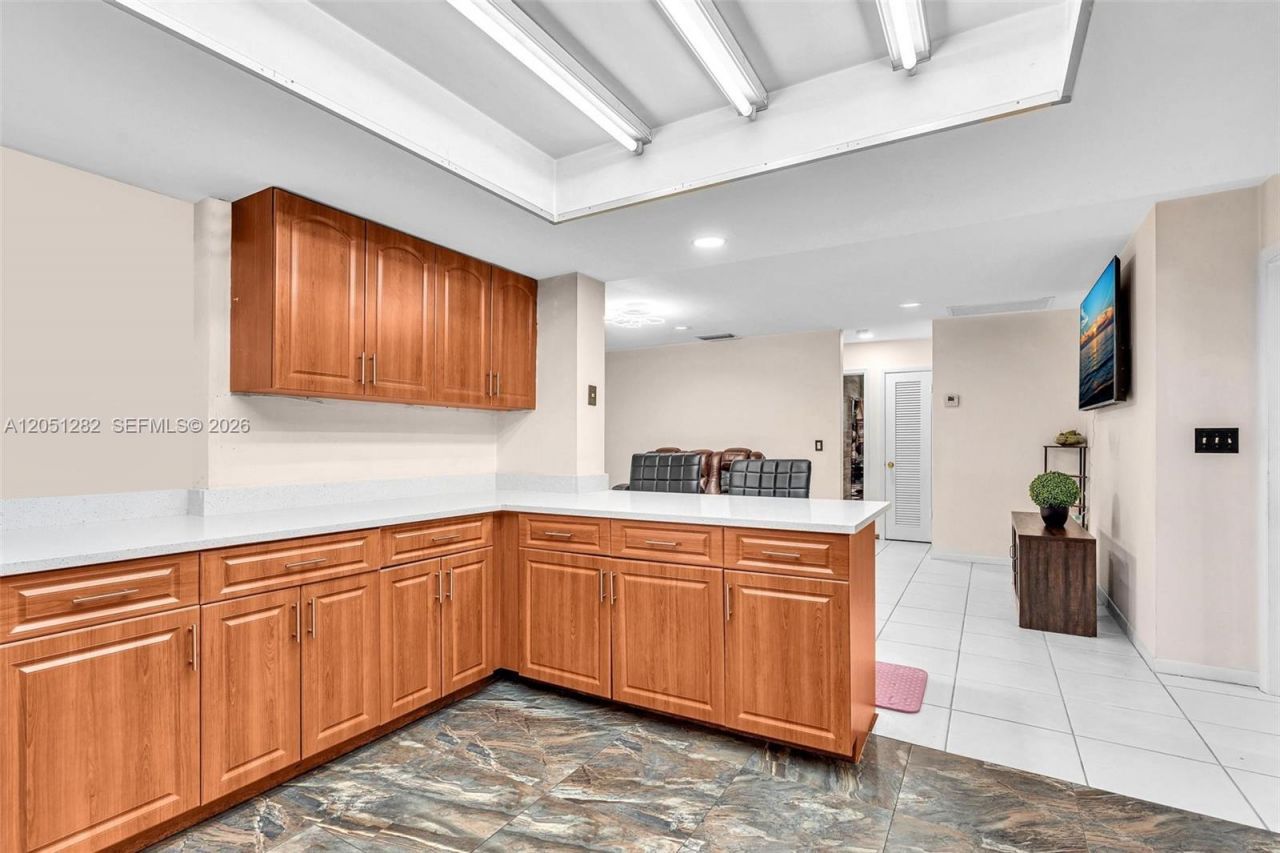 411 Wilma Cir , Riviera Beach, FL 33404 Photo